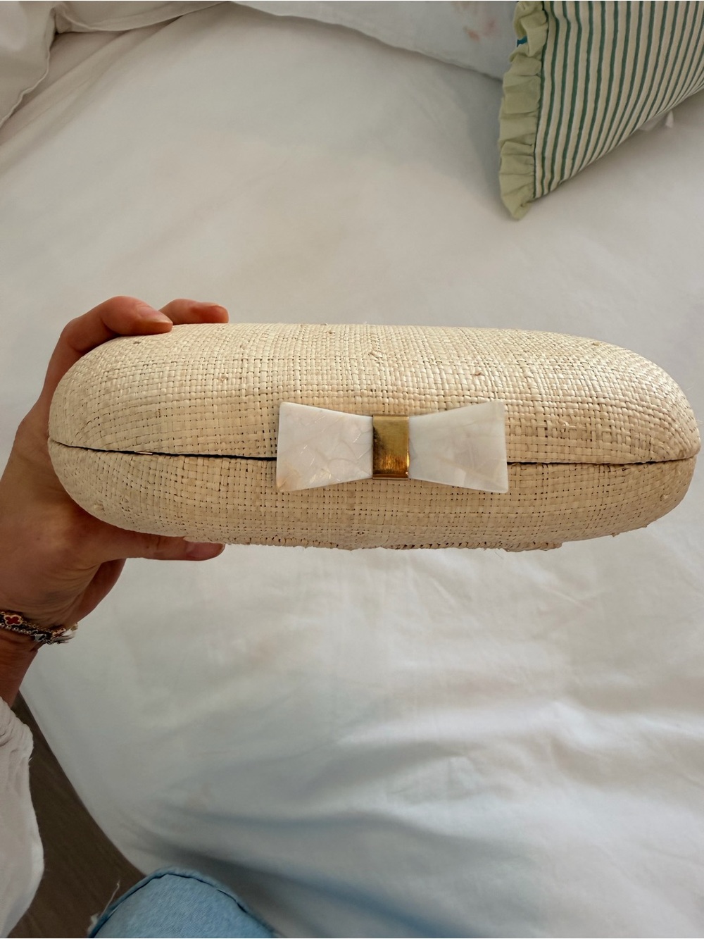 Neutral Straw Embroidered Clutch - Brand: - Picture 2 of 5